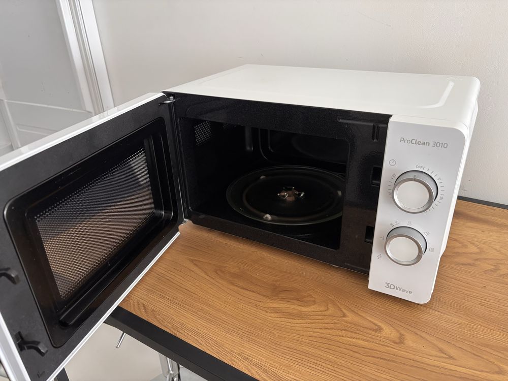Microondas Cecotec ProClean 3010
