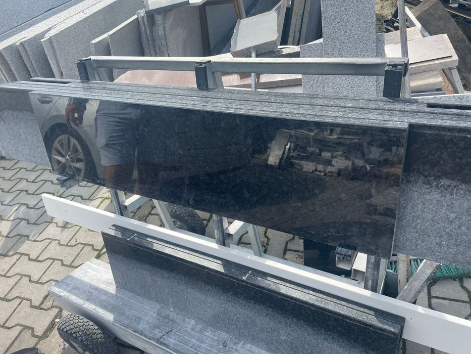 Parapety granitowe Angola, grafit, antracyt