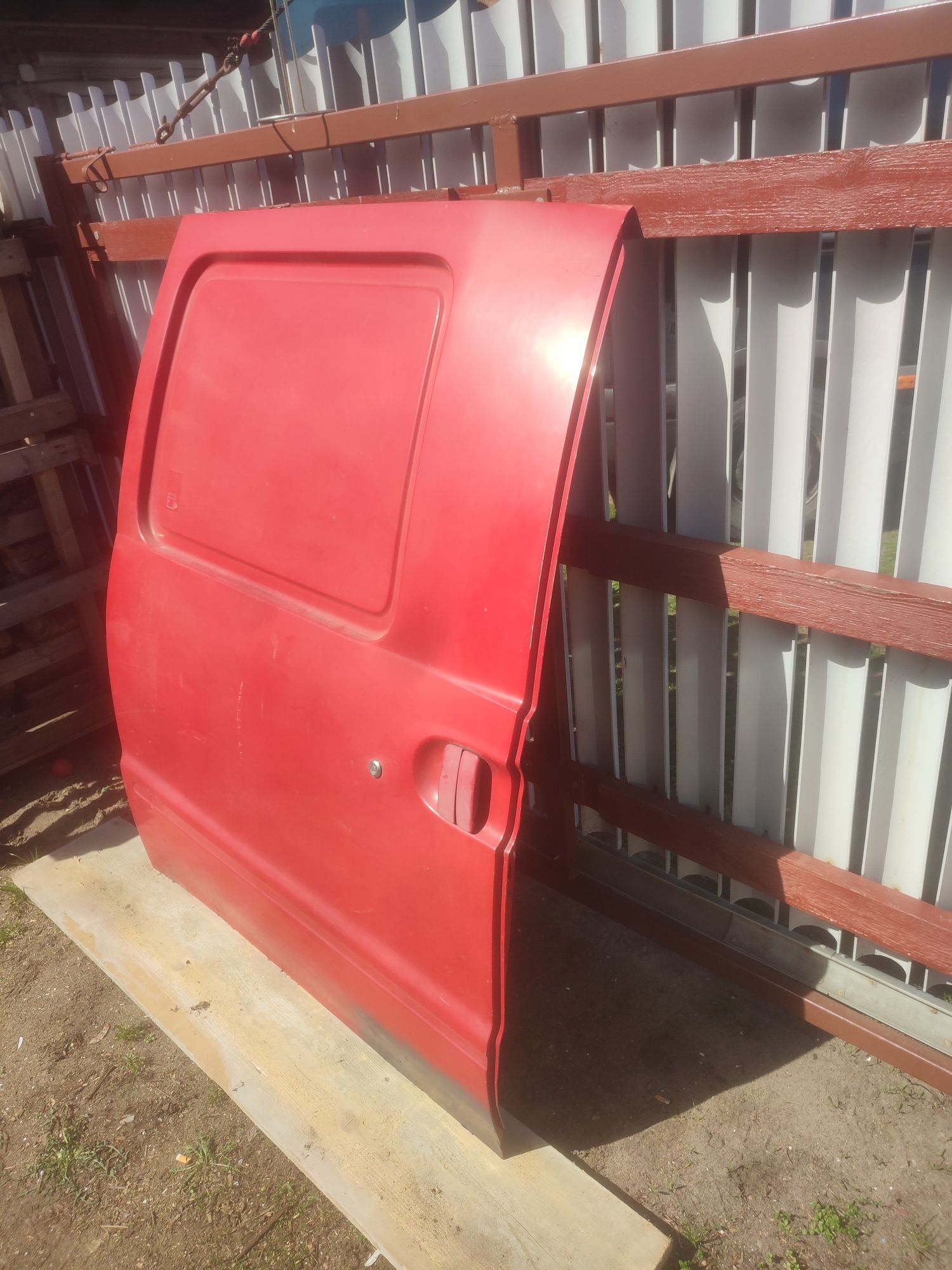 Drzwi nissan vanette cargo