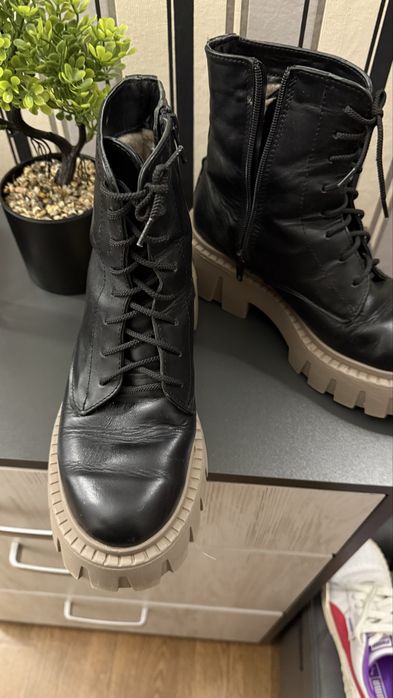 Шкіряні зимові чоботи