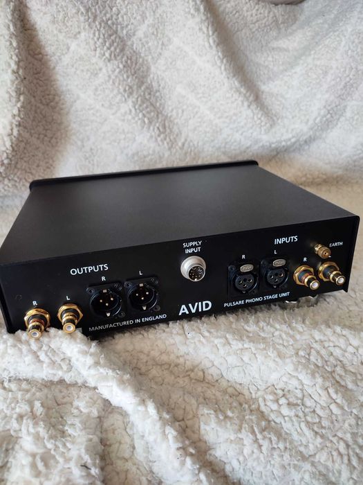 Avid Pulsare II Phono Preamp (MM/MC)63824727428097122