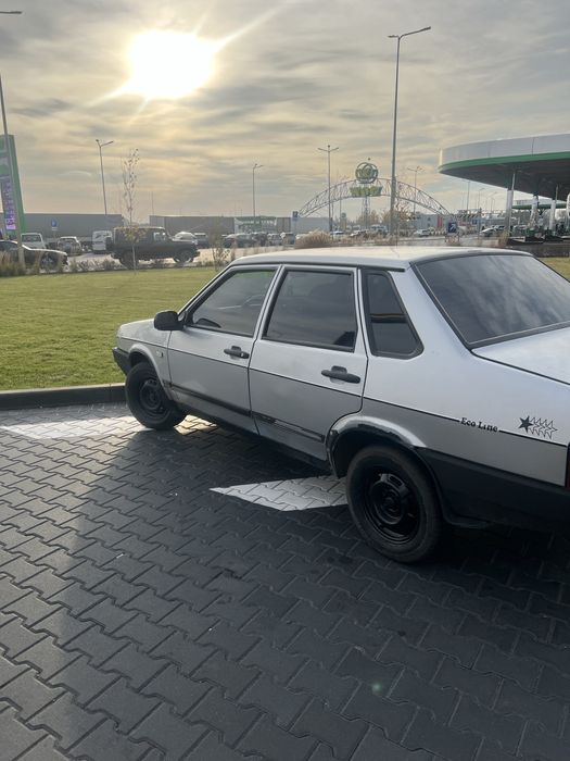 Ваз21099 інжектор 2005рік