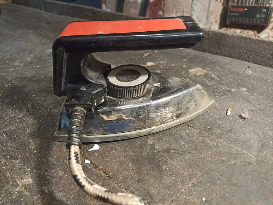 Дорожный утюг СССР