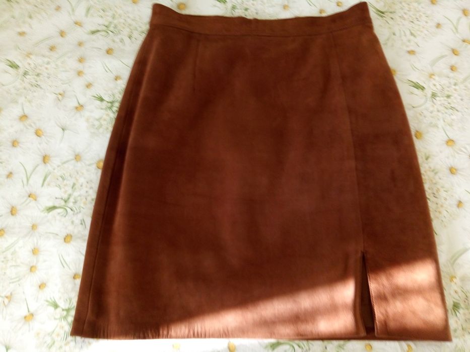 Saia pele camurça