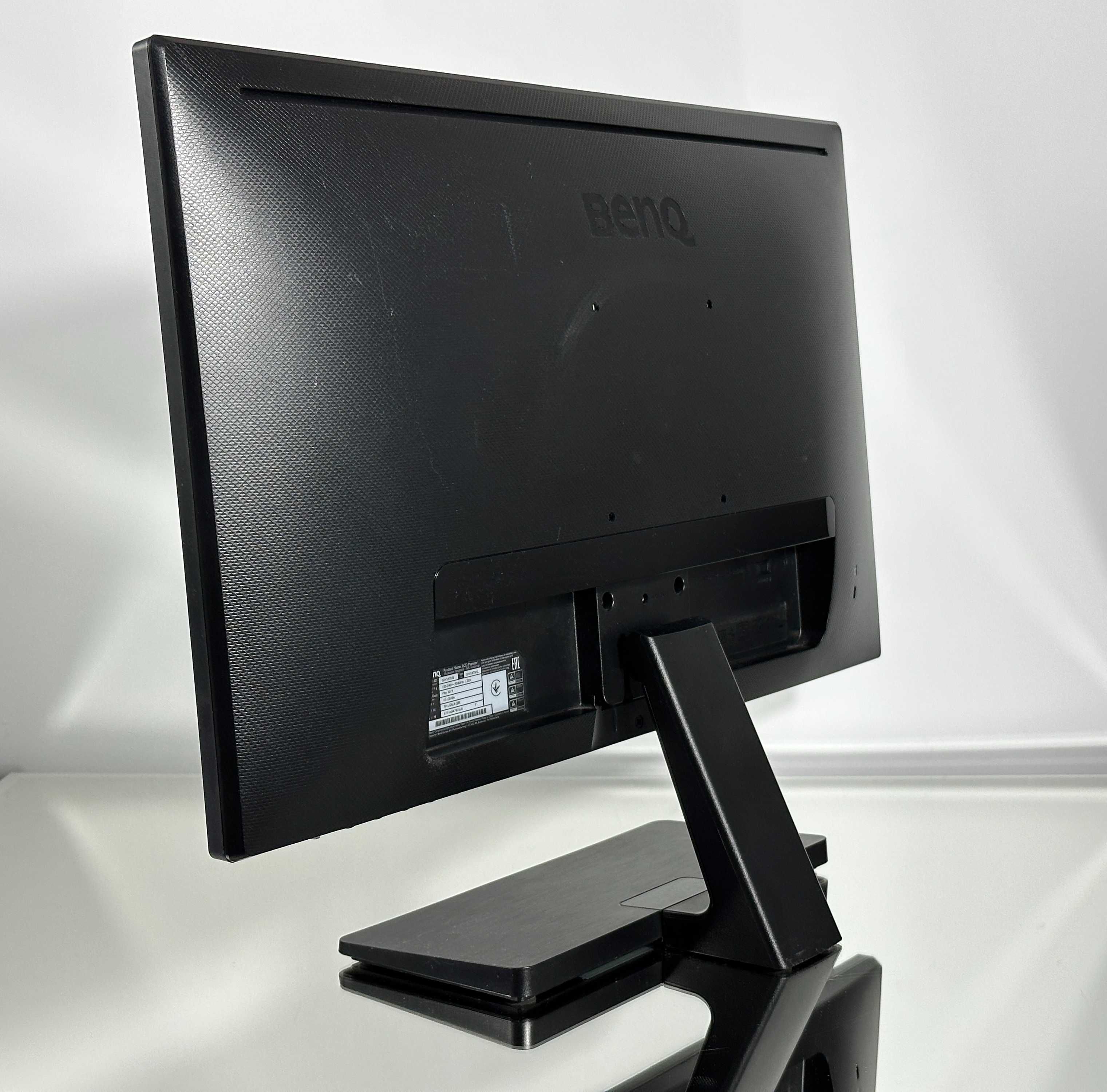 Zanurz się w detalu z Monitorem BENQ GW2470HL 1920x1080 (FHD) 23,8''VA