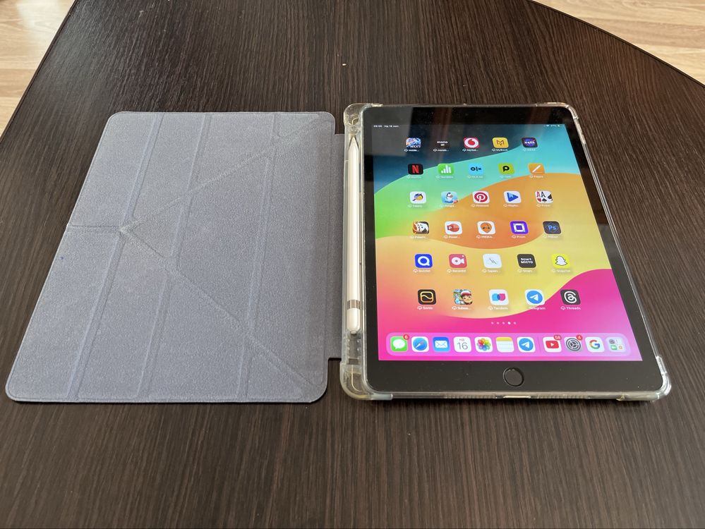 iPad 9-го покоління, 64GB, 98%,Wi-Fi + pencil 1-го покоління ОРИГІНАЛ!