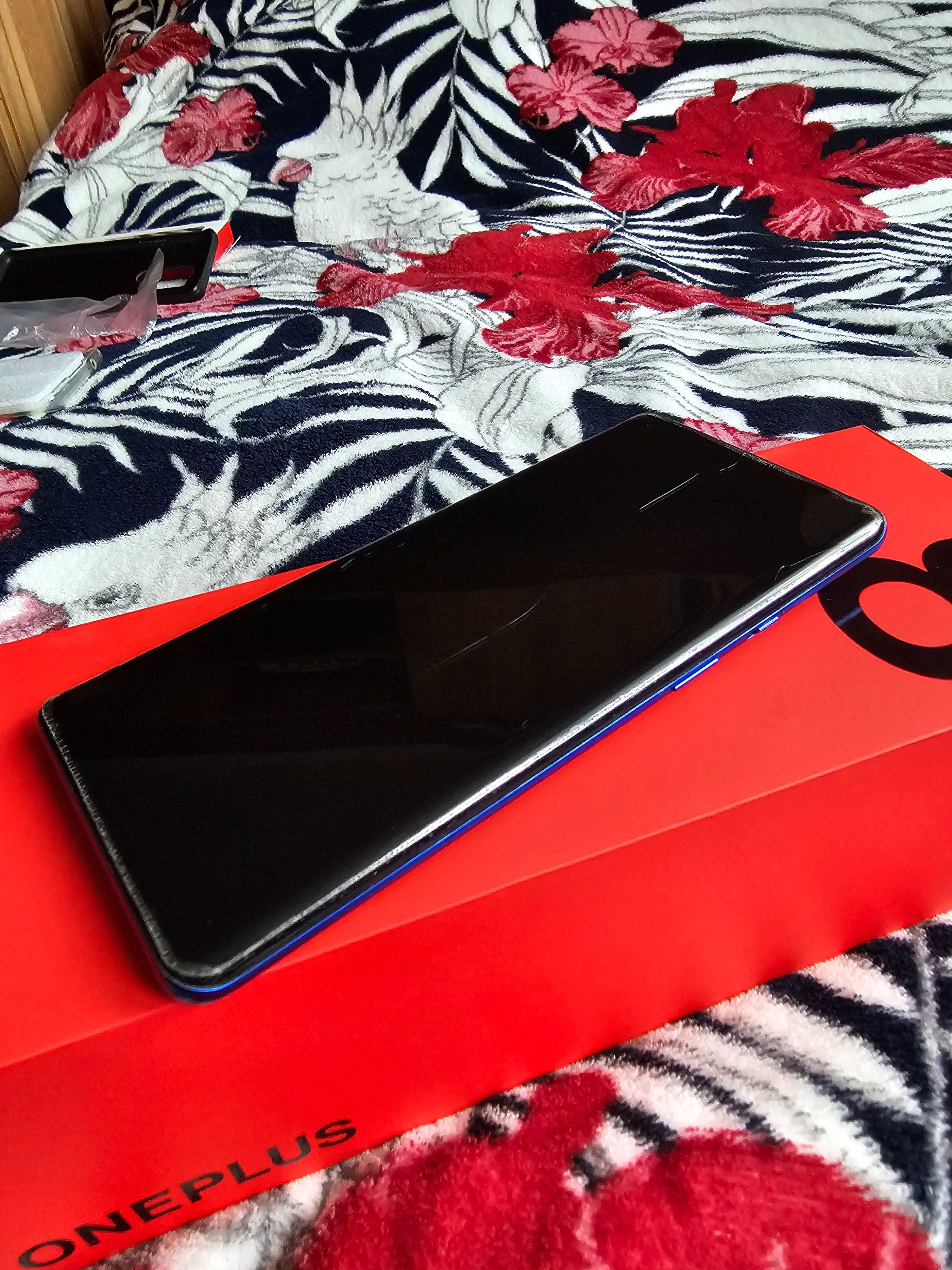 OnePlus 8 pro 12/256 ultramarine blue stan bardzo dobry GRATISY