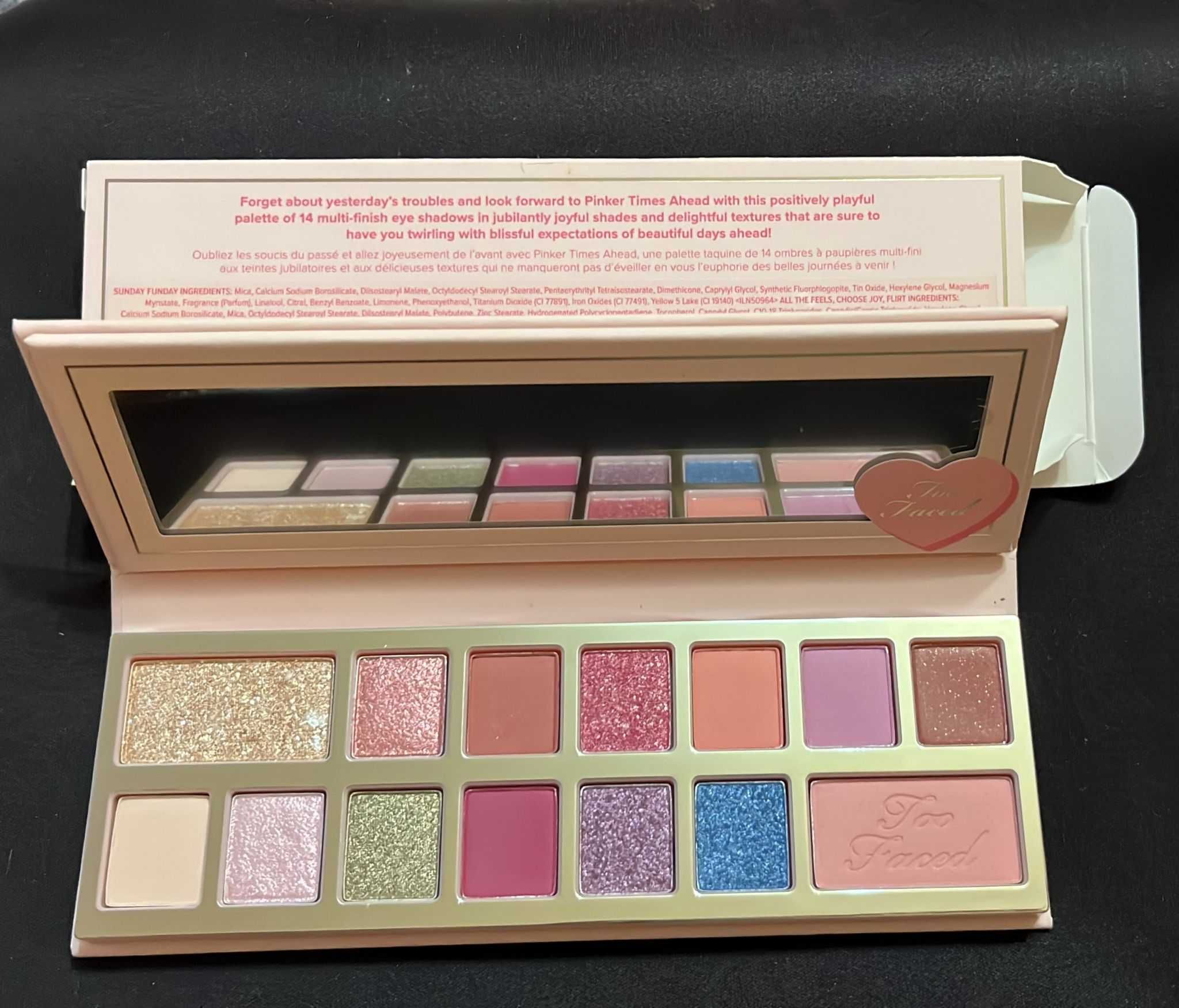 Too faced Pinker Times Ahead, paleta cieni do powiek oczu