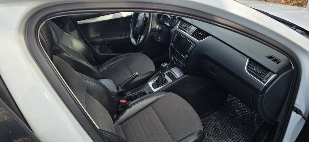 Продам хороше надійне авто