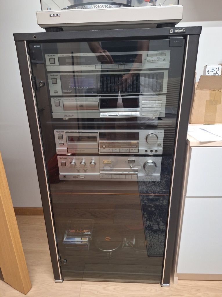 Wieża Technics srebrna