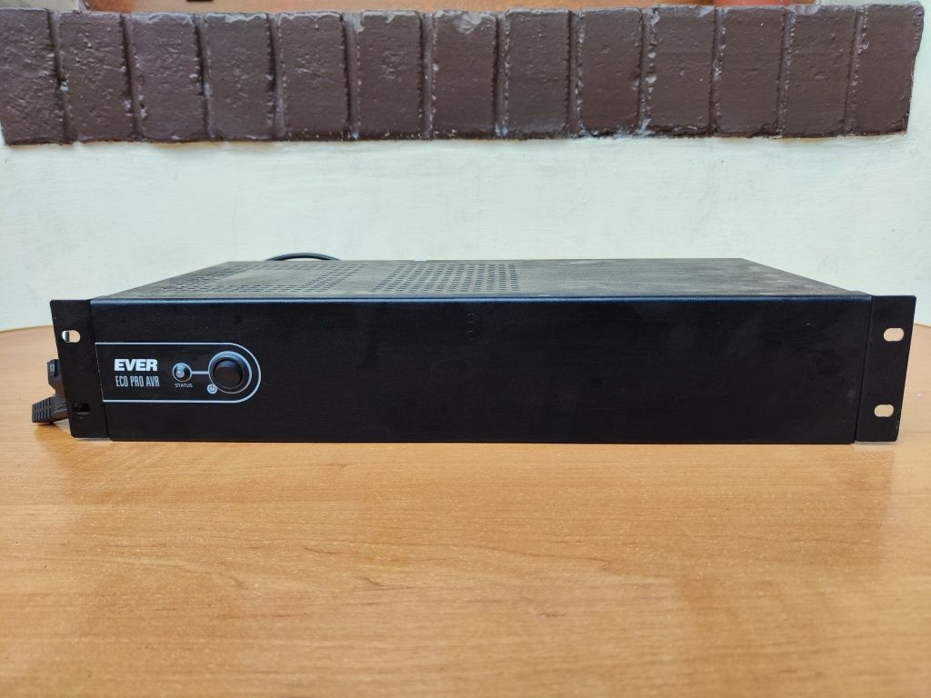 Zasilacz UPS EVER ECO Pro 1000 AVR