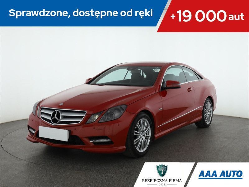Mercedes-Benz Klasa E E 200 Avantgarde , Salon Polska, Automat, Skóra, Navi, Xenon,