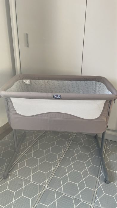 Dostawka Chicco next2me bezowa