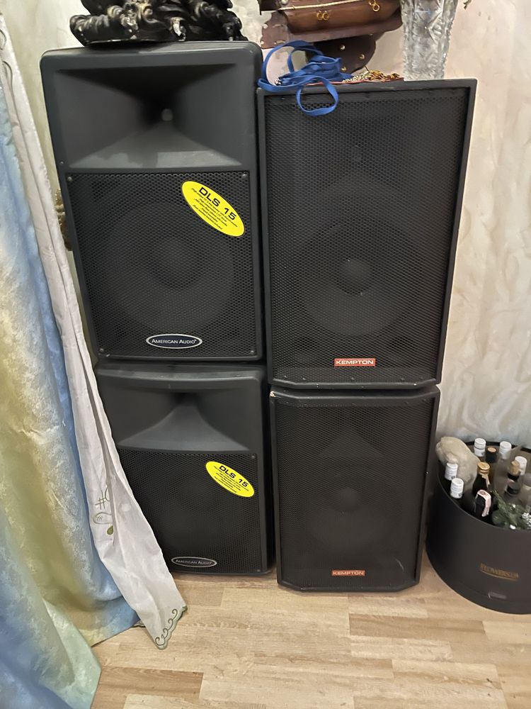 Колонки American Audio DLS15