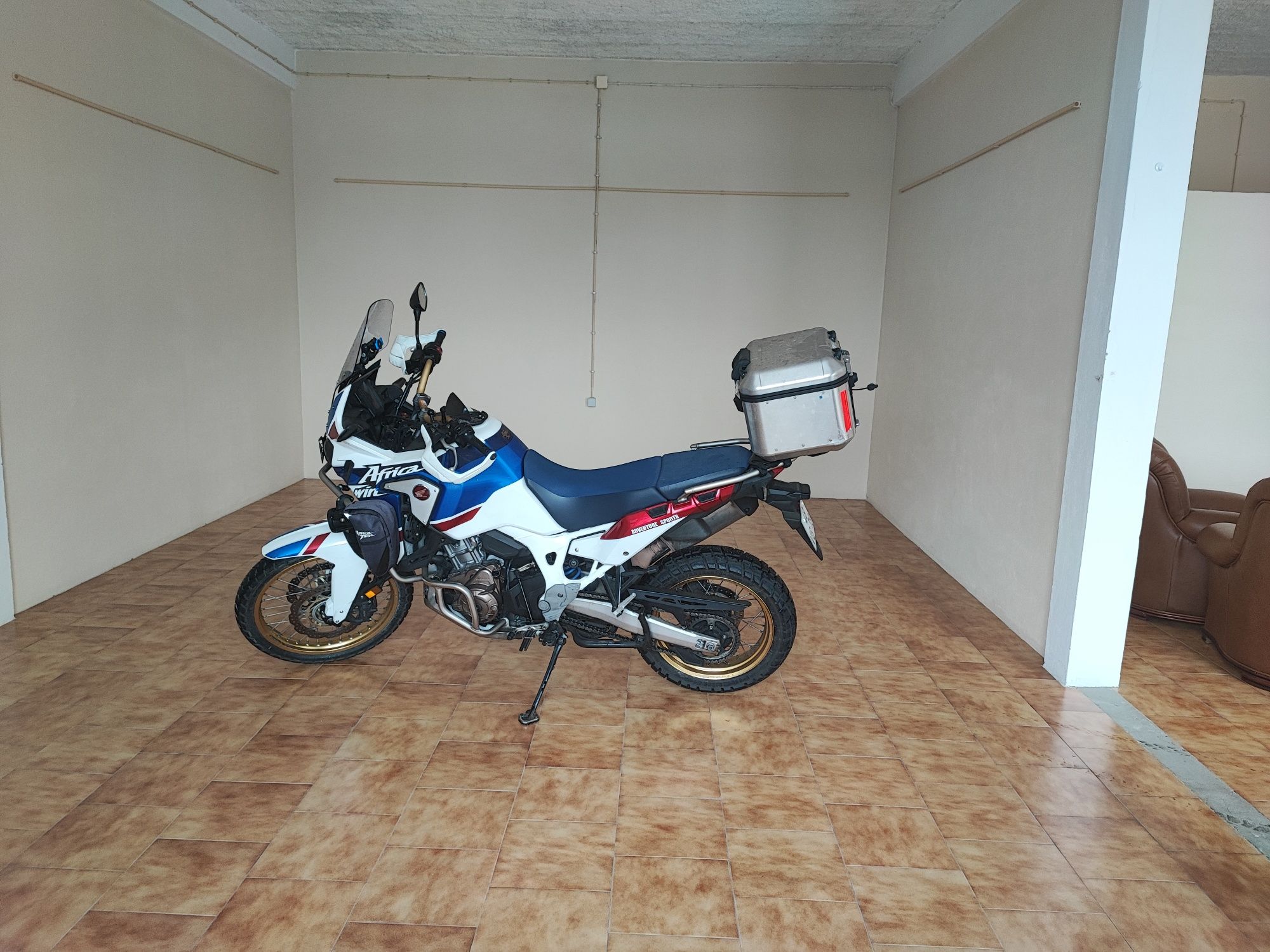 África twin adventure sport big tank 2018