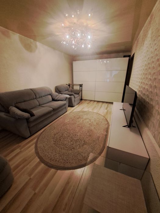 Центр 2-х кімн. кварира з ремонтом, можливо євідновлення