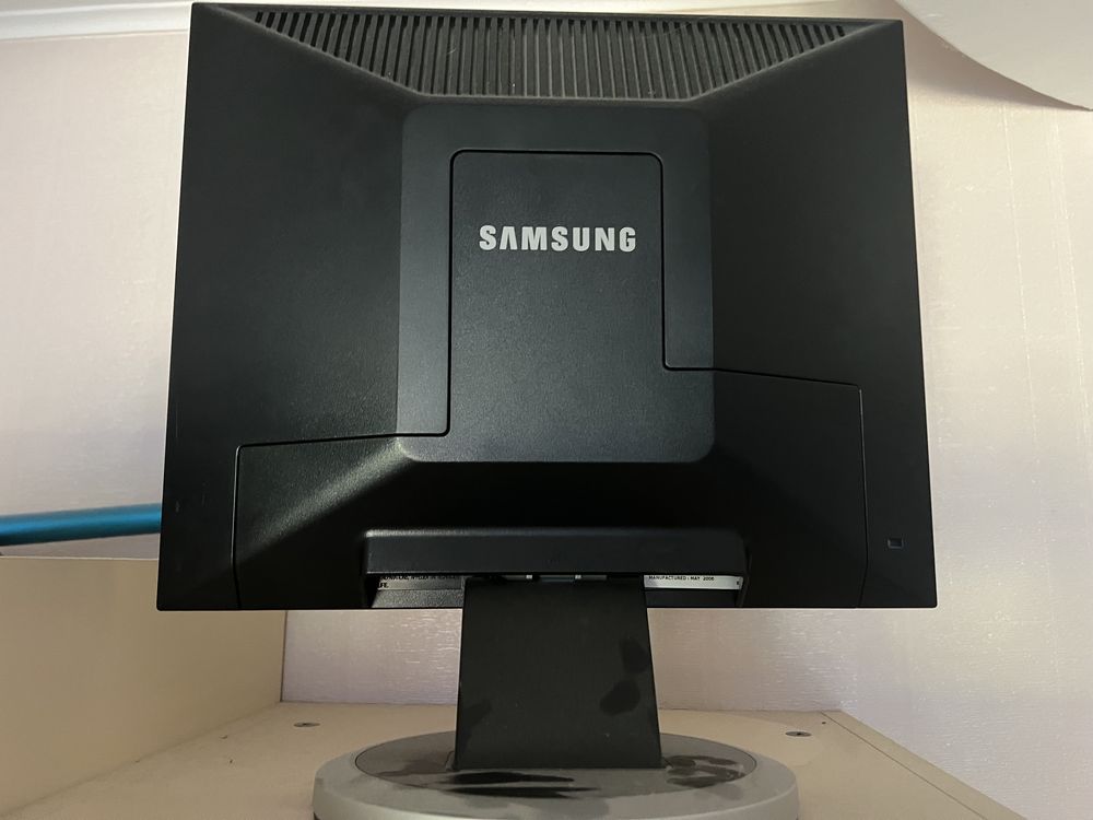 Продам монитор Samsung 17”