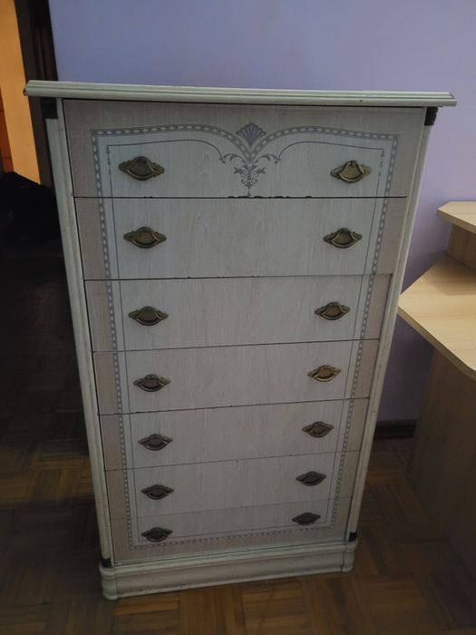 Conjunto de mesa de cabeceira camiseiro e secretária