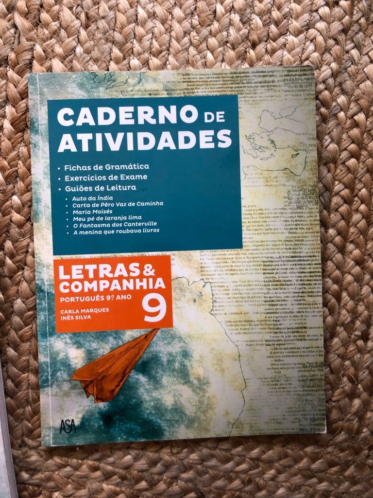 Livro de Português "Letras e Companhia" e caderno de atividades