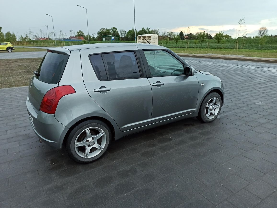 Suzuki Swift 1.3 benzyna+LPG