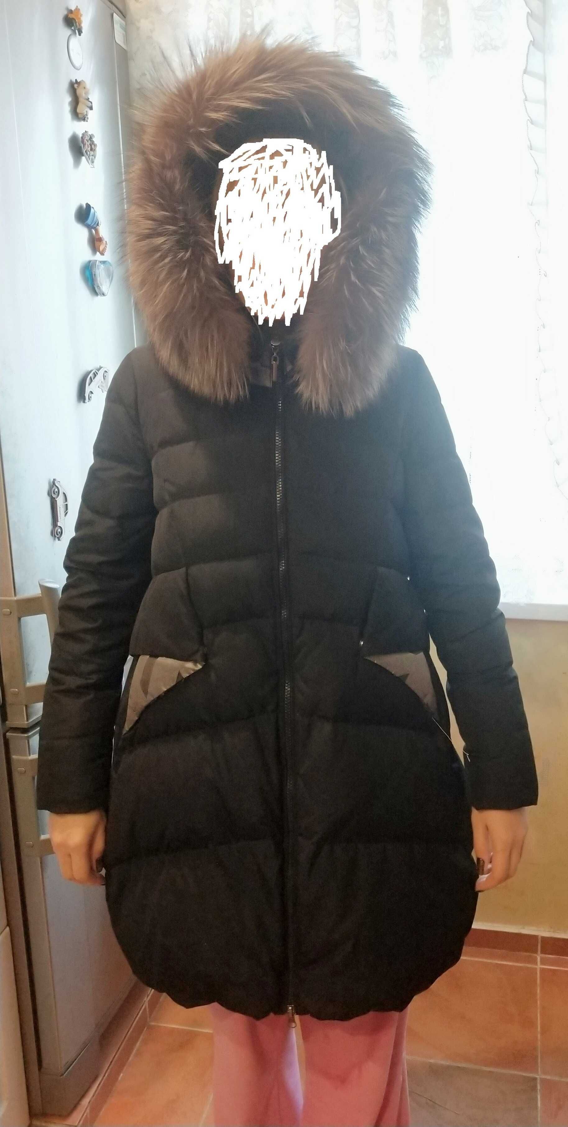 Зимняя курточка, пальто, пуховик с натуральным мехом