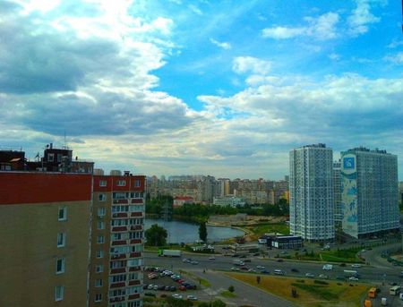 Панорамная 1к квартира, ст. метро Харьковская 3 мин. Ночное заселение
