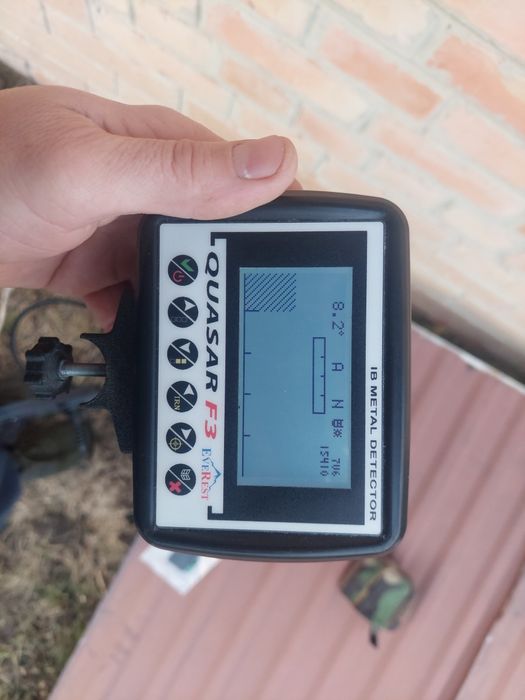 Металошукач металлоискатель Квазар Ф3 Quasar