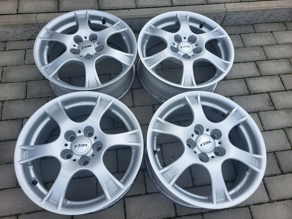 Felgi 6.5Jx16" 5x114.3 Nissan Leaf Juke Qashqai Scenic Megane Duster