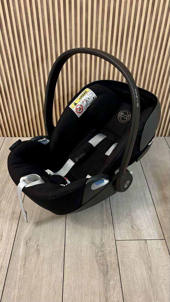 Fotelik / nosidło Cybex Z i-Size Black Deep BDB stan