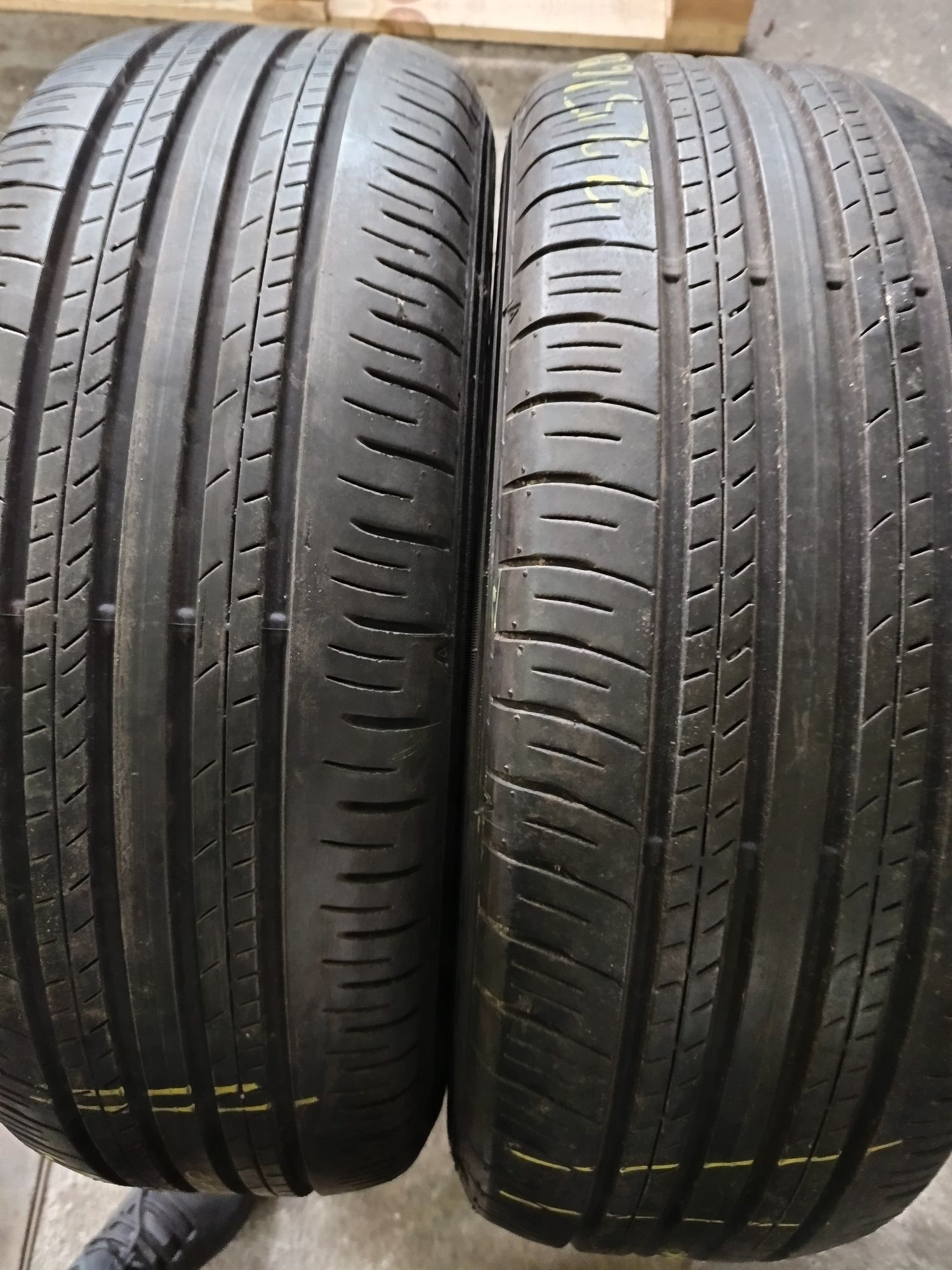 Opony 225/60 r18 Dunlop