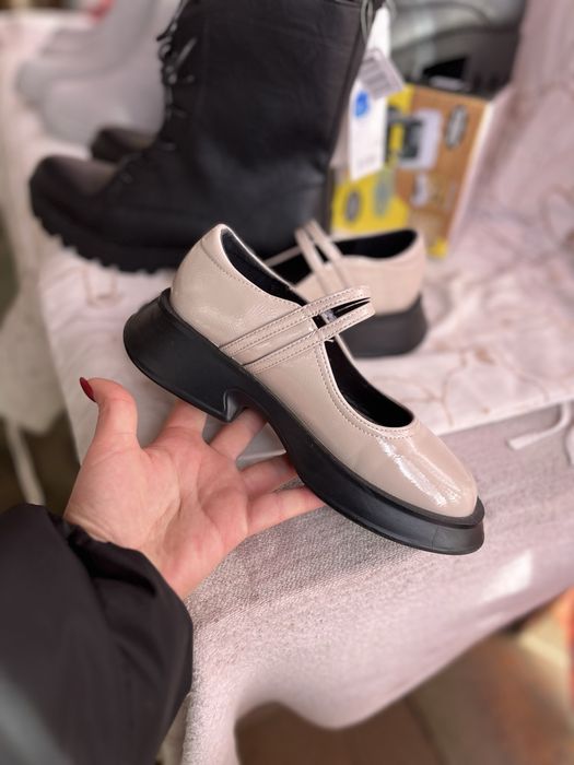 Туфлі дитячі . Лакова шкіра