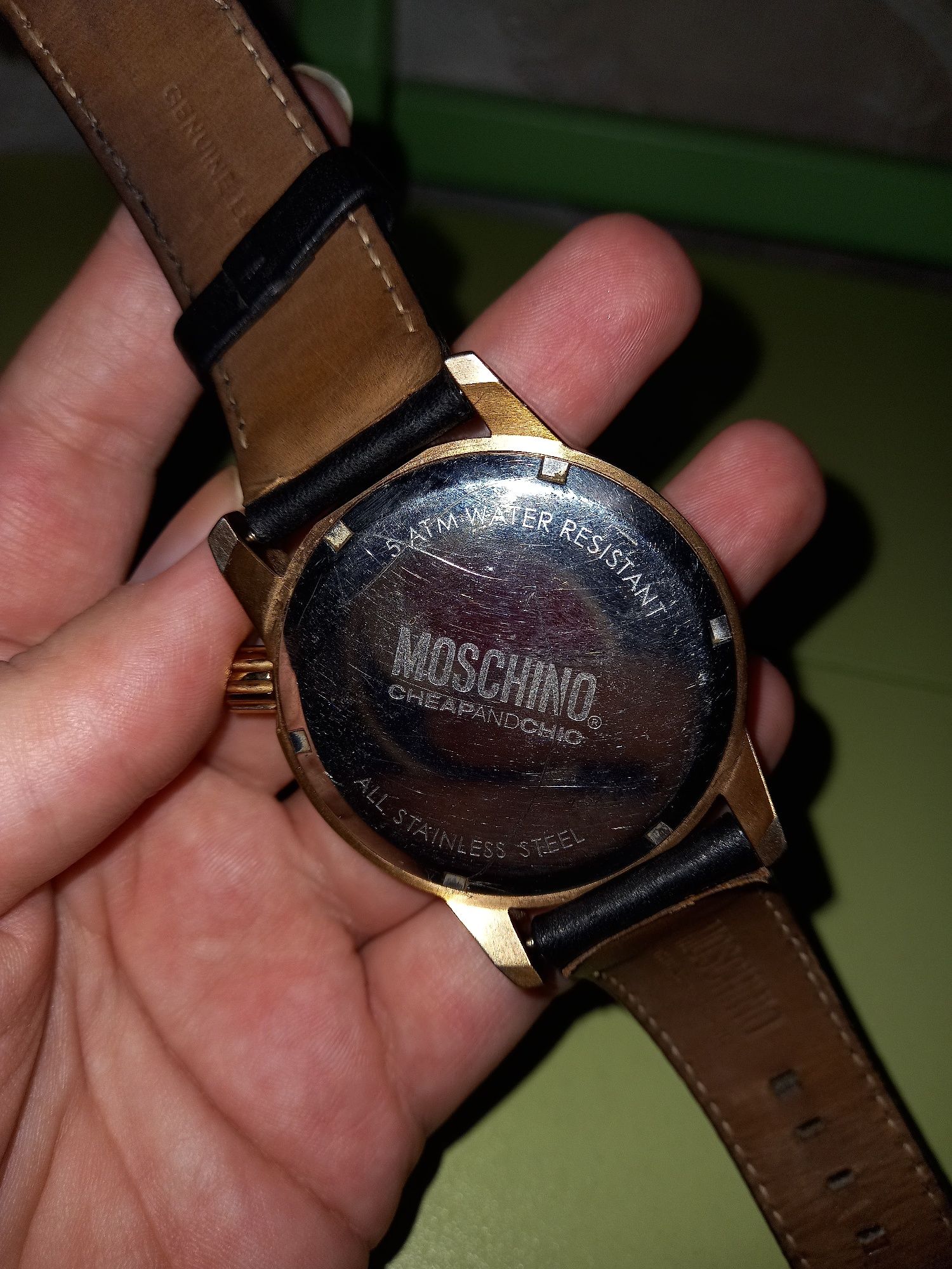 Чоловічий годинник Moschino