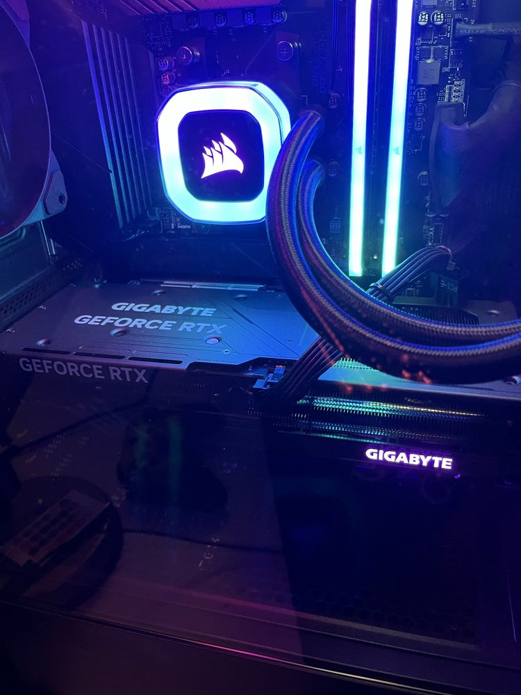 PC Gaming / Edição - Ryzen 5 5600X + RTX 4060 Ti + 32GB RAM