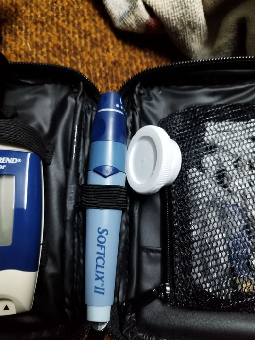 глюкометер прилад для вимірювання цукру