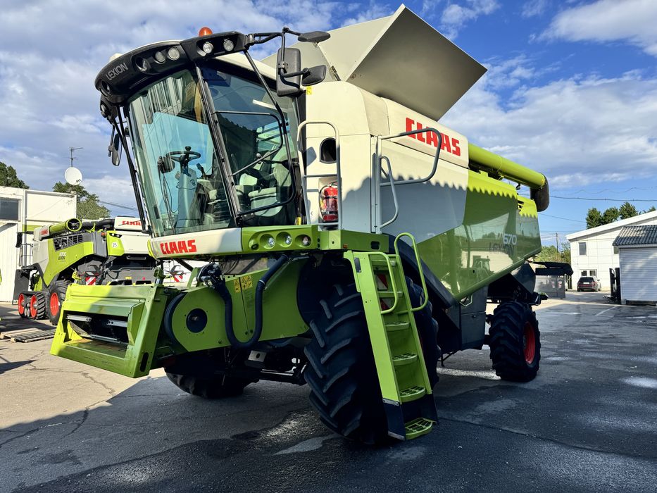 Комбайн Claas Lexion 670