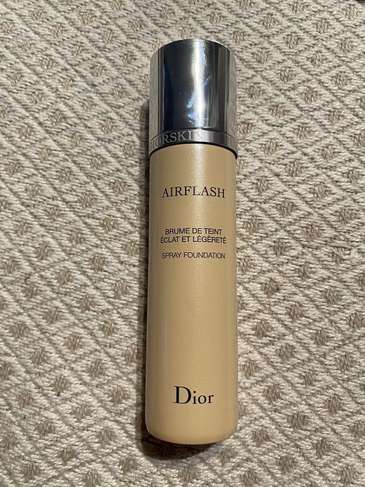 Dior Airflash Spray Foundation 100 podkład do twarzy