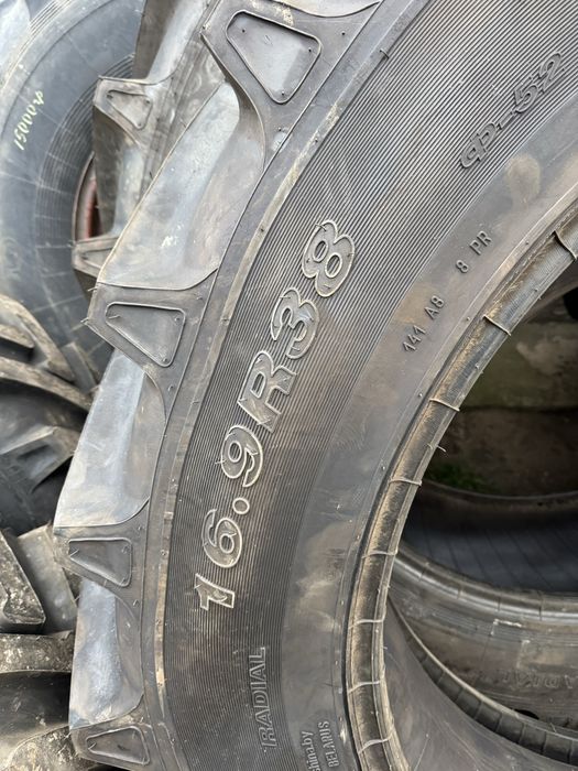 Шини МТЗ Белшина 16.9 на 38, та 13.6 на 20 (є доставка)