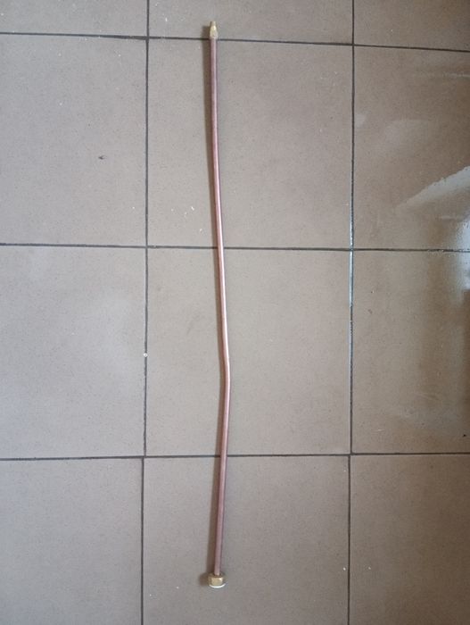 Мідна трубка є 3 шт.