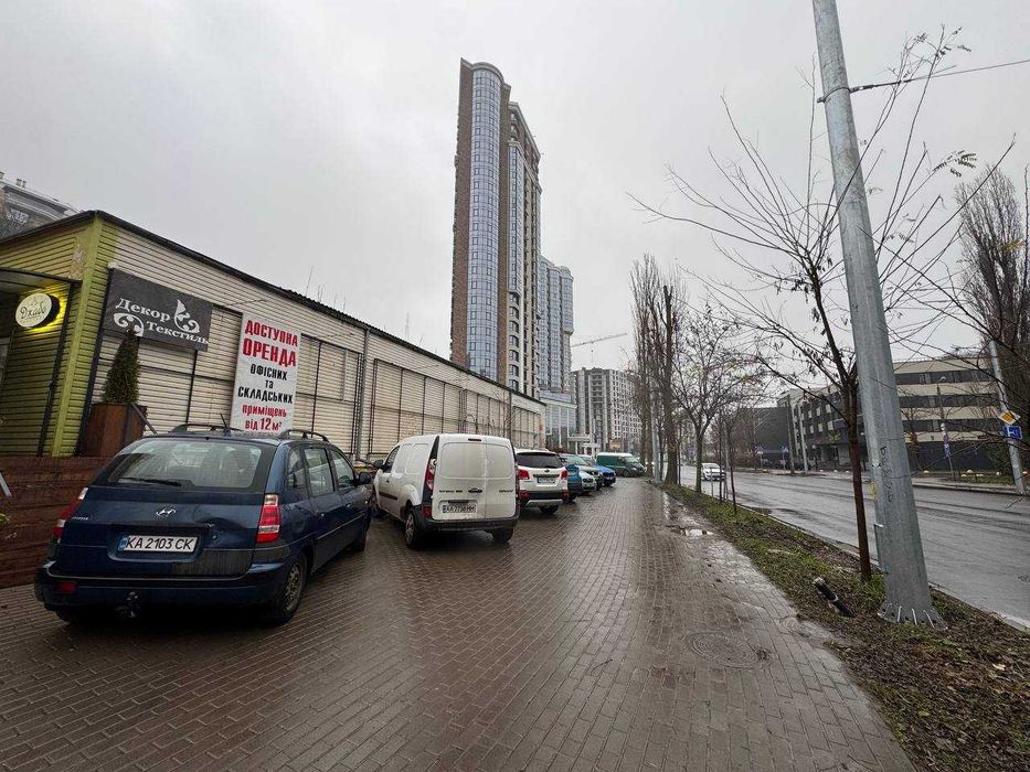 Оренда приміщення 13 м² на ПОДОЛІ — під склад або архів, БЕЗ КОМІСІЇ