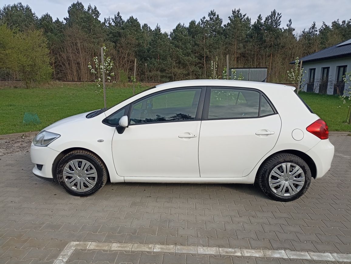 Toyota Auris 2008 1.6 benzyna