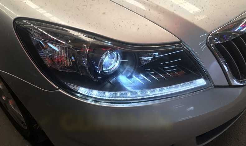 NOWE lampy przednie lampa przód Skoda Octavia 2008 - 2013