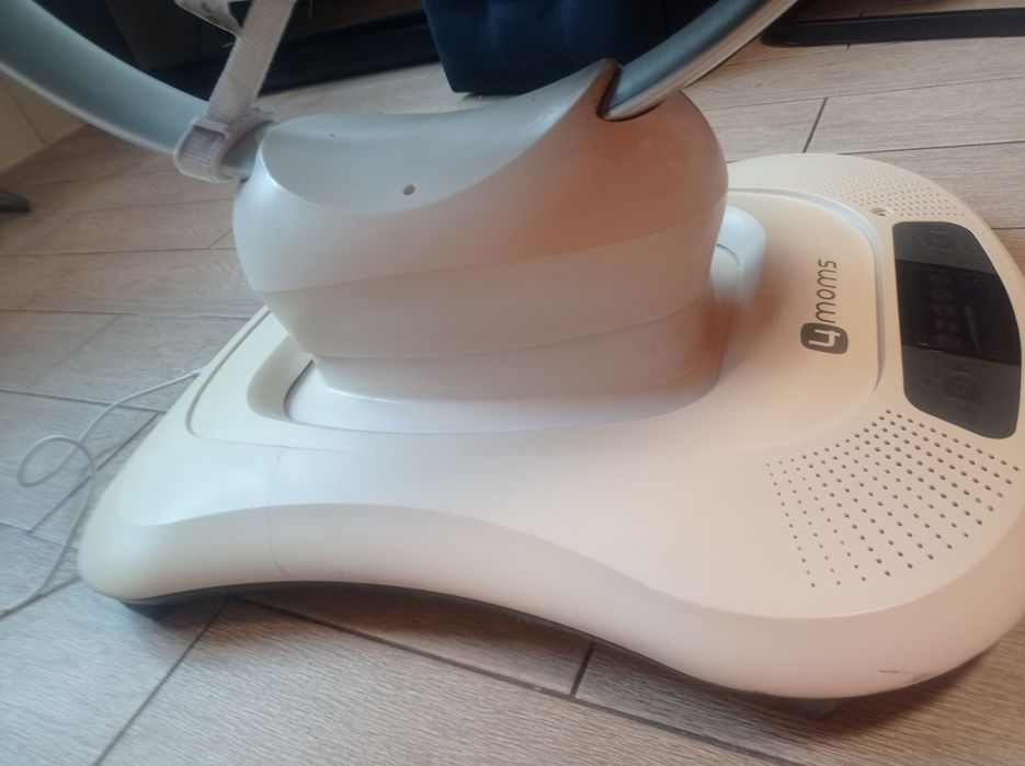 Крісло-гойдалка 4moms (Фор Мамс) mamaRoo