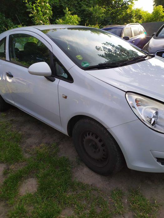 Opel Corsa D przód kompletny Y474
