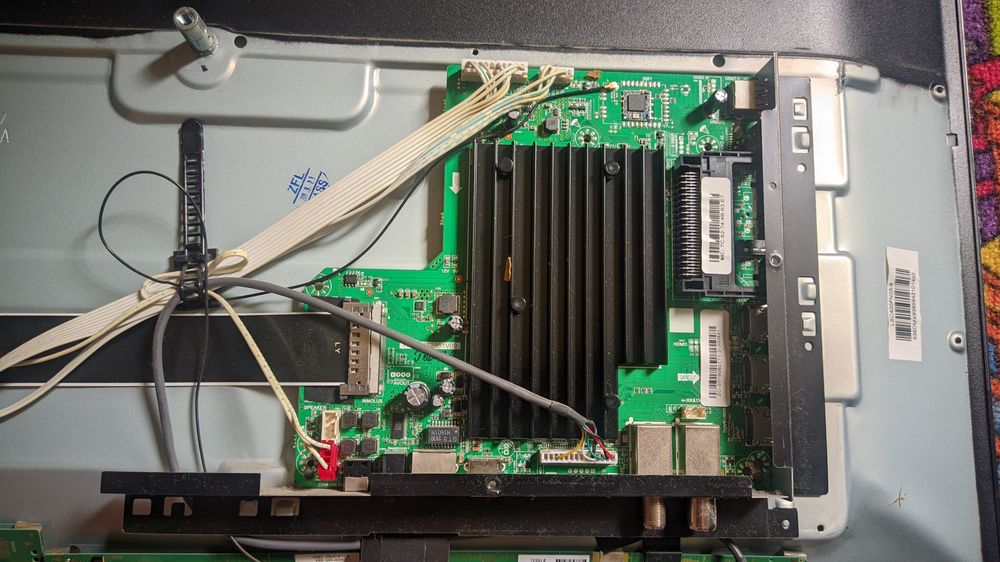 Телевизор KIVI 40u600gu