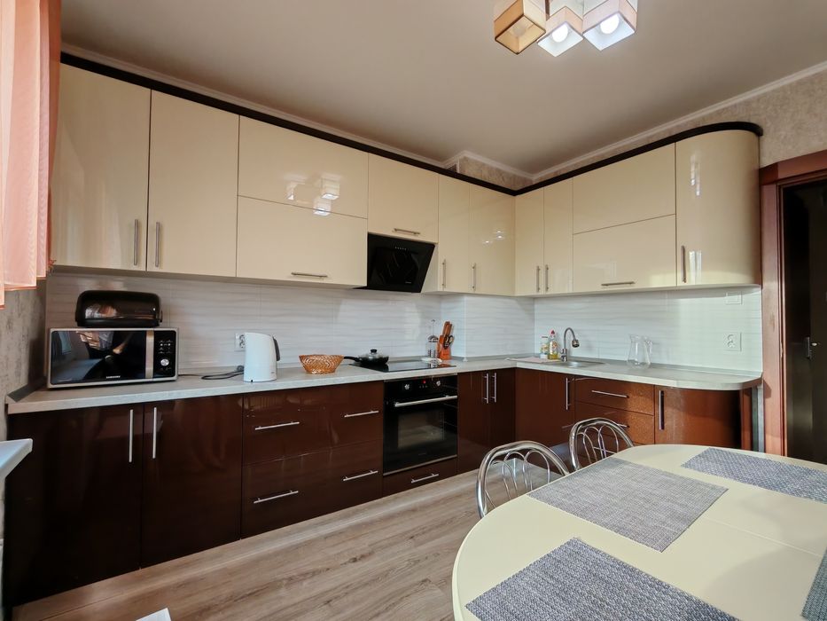 Оренда 2 кв ЖК The Lakes, Ясинуватський пров. 11, м. Деміївська