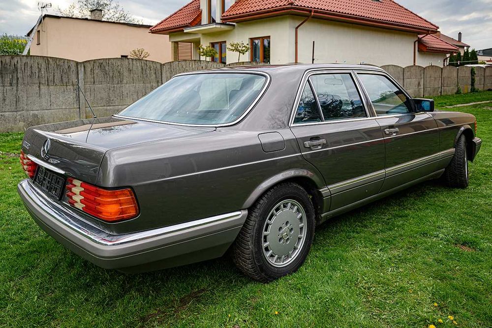 Mercedes W126 S klasa
