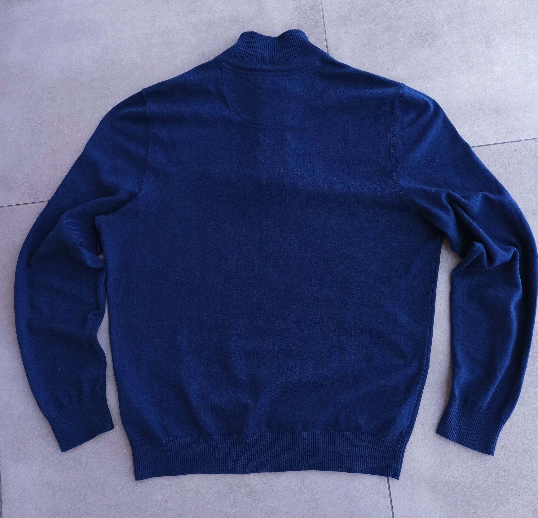 Bugatti  oryginalny  sweter bluza  ze stójką  rozmiar  L, XL