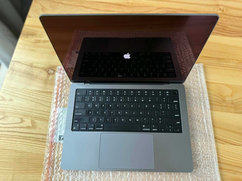 Apple MacBook Pro 14 A2442 M1 Max 32GB 512TB SSD