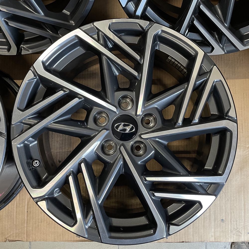 JAK NOWE! Oryg. felgi HYUNDAI KONA N-Line 5x114,3/ET52/7,5x18+czujniki