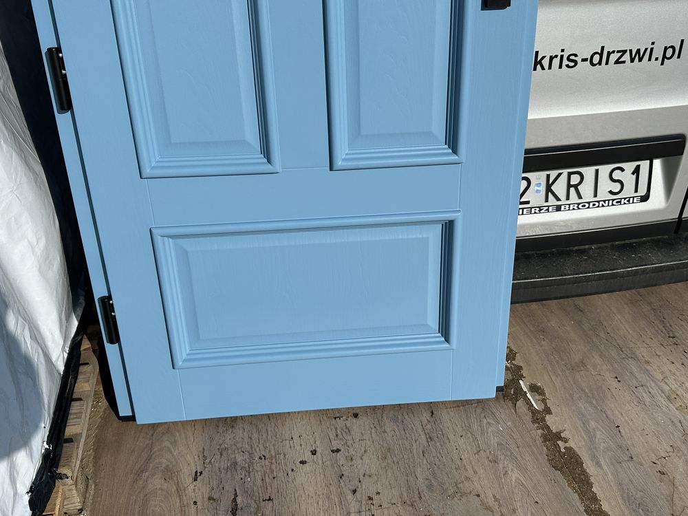 Drzwi wejściowe OD RĘKI drewniane  niebieskie Czyste Powietrze